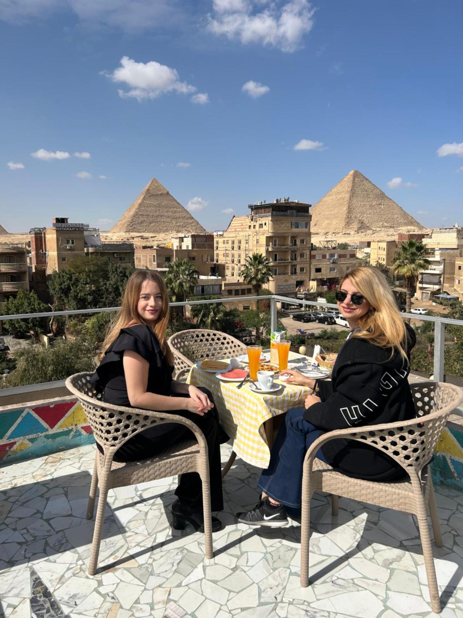 Matto Pyramids Inn Kafrat al Jabal Luaran gambar