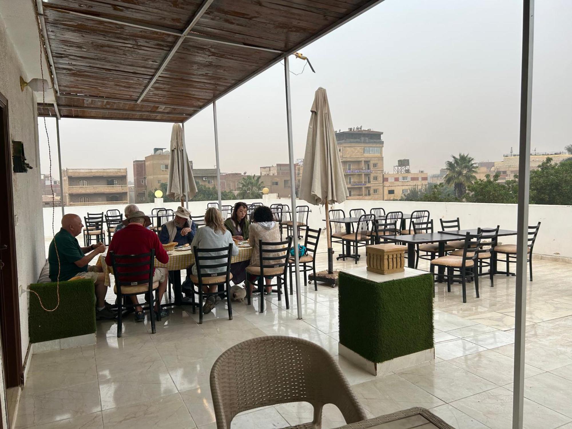 Matto Pyramids Inn Kafrat al Jabal Luaran gambar
